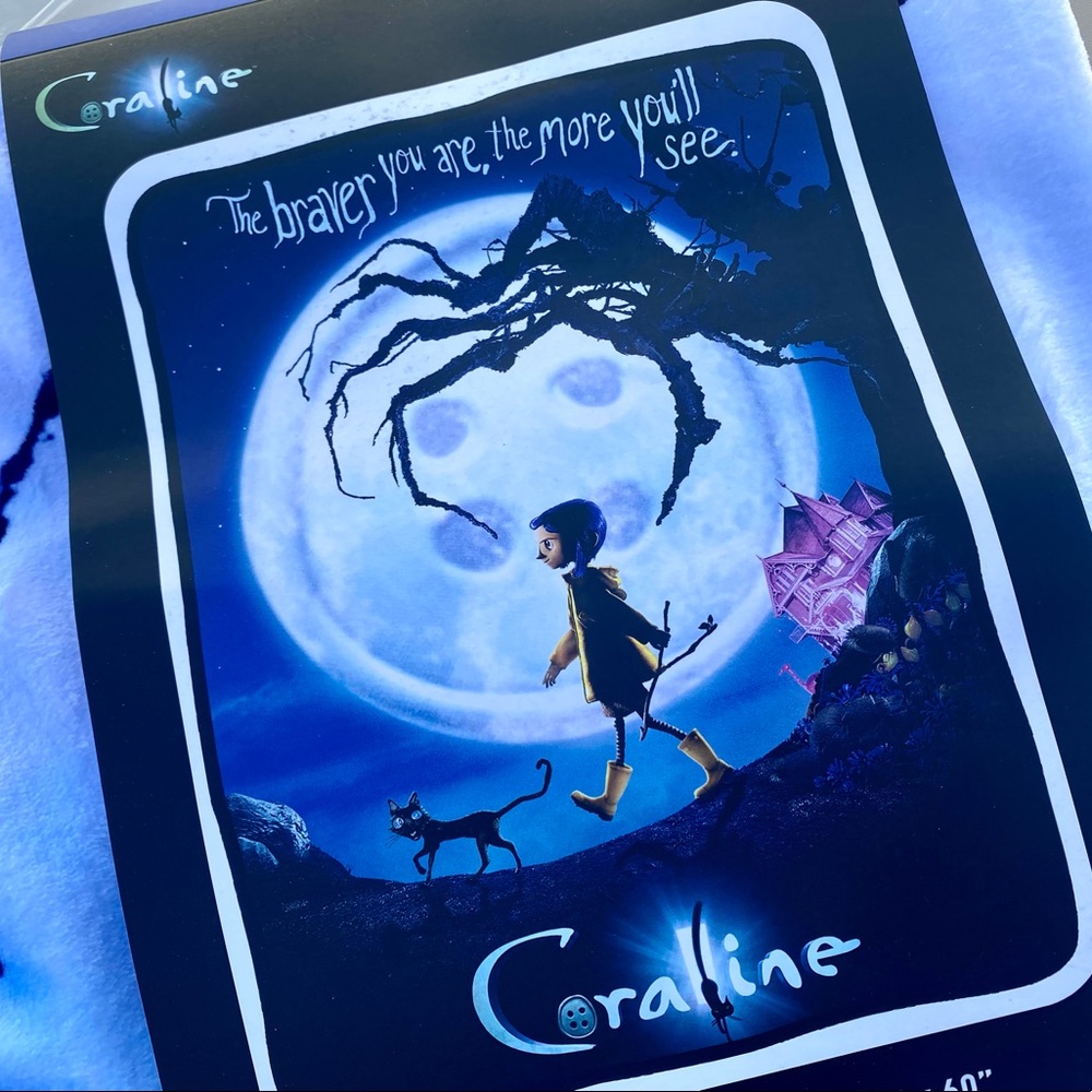 Coraline🌒Blanket - Picture 3 of 7